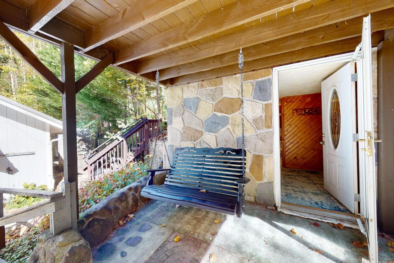 Mountain Memories Villa Гетлинбург Екстериор снимка